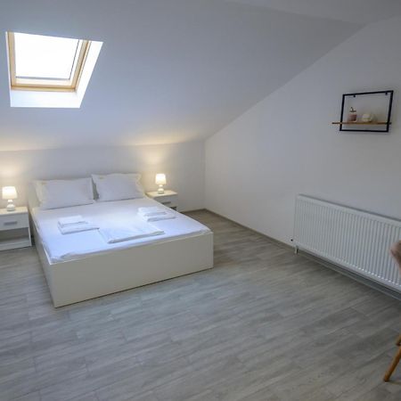 Vila Rd Constanta Ngoại thất bức ảnh